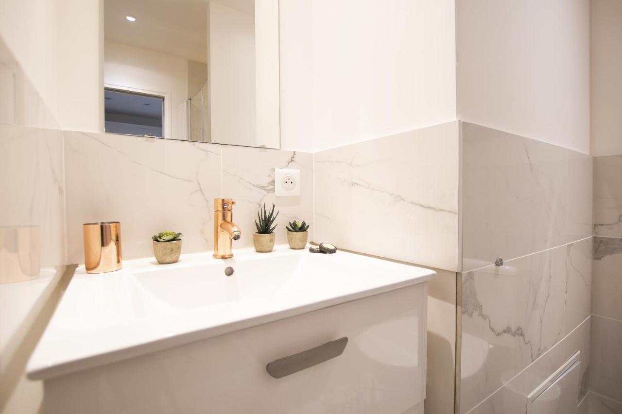 Bel Appartement Idealement Situe - Tour Eiffel Paris Ngoại thất bức ảnh