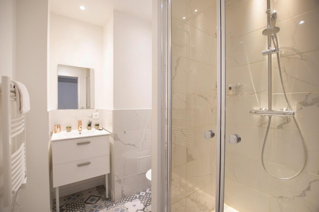 Bel Appartement Idealement Situe - Tour Eiffel Paris Ngoại thất bức ảnh